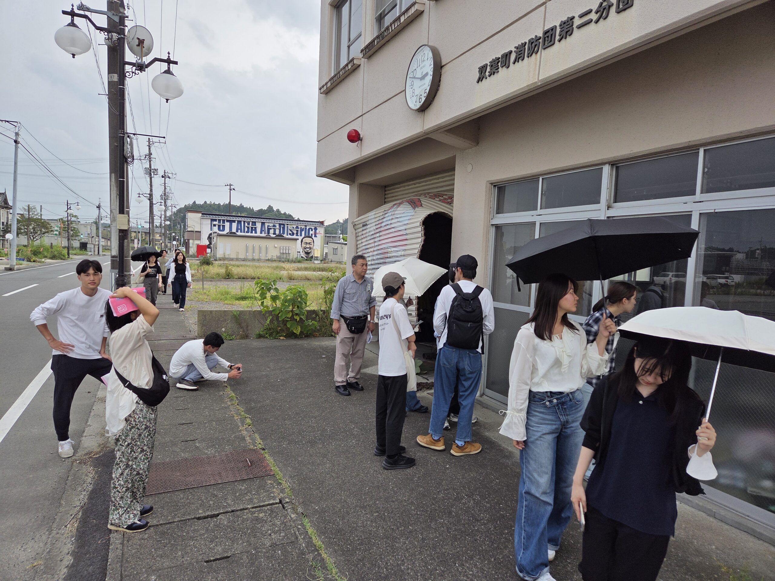 ＜写真8＞震災当時の状態で保存される双葉町消防団詰め所